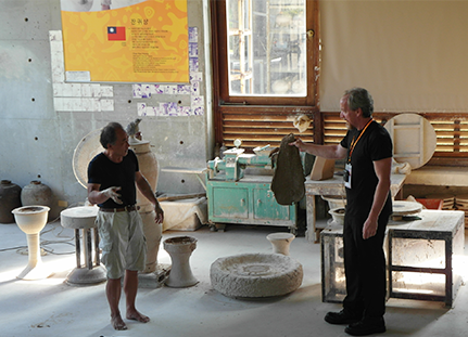 The Yingge ceramist and artist were making pottery